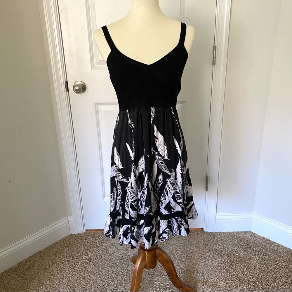 Bebe Silk and Spandex Feather Print Dress